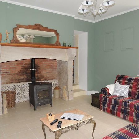 La Tour Du Chambon Apartment Brignac-la-Plaine Екстериор снимка