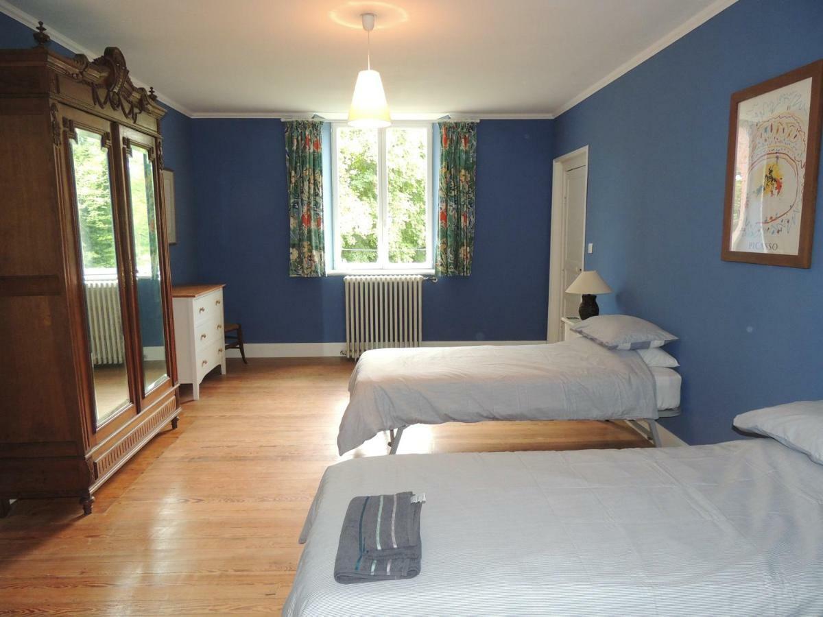 La Tour Du Chambon Apartment Brignac-la-Plaine Екстериор снимка