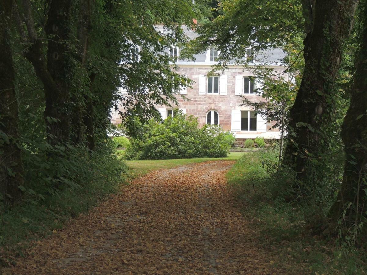 La Tour Du Chambon Apartment Brignac-la-Plaine Екстериор снимка