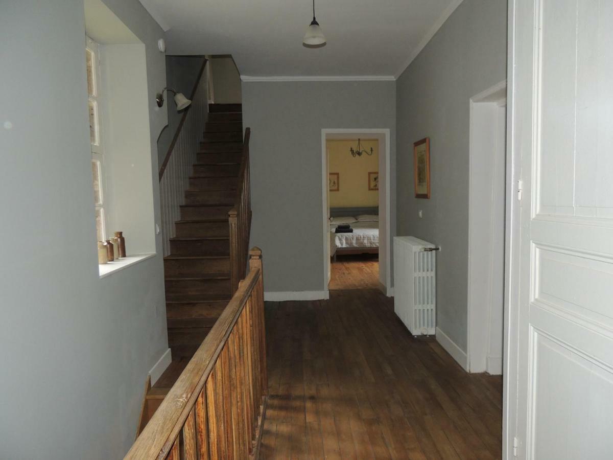 La Tour Du Chambon Apartment Brignac-la-Plaine Екстериор снимка